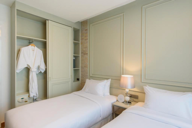 Bedroom 12