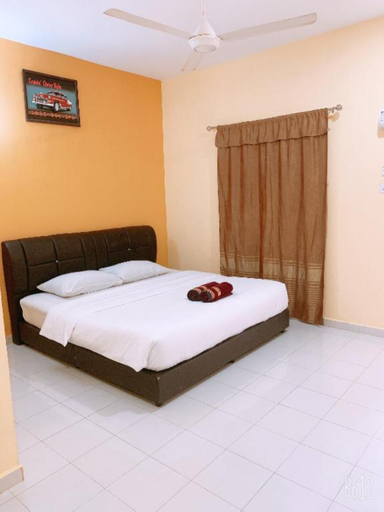 Bedroom 4, Dhania Cenang Beach Resort, Langkawi
