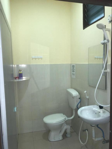 Bathroom 5, Dhania Cenang Beach Resort, Langkawi