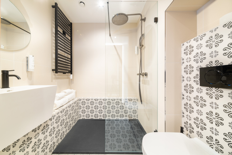Bathroom 5