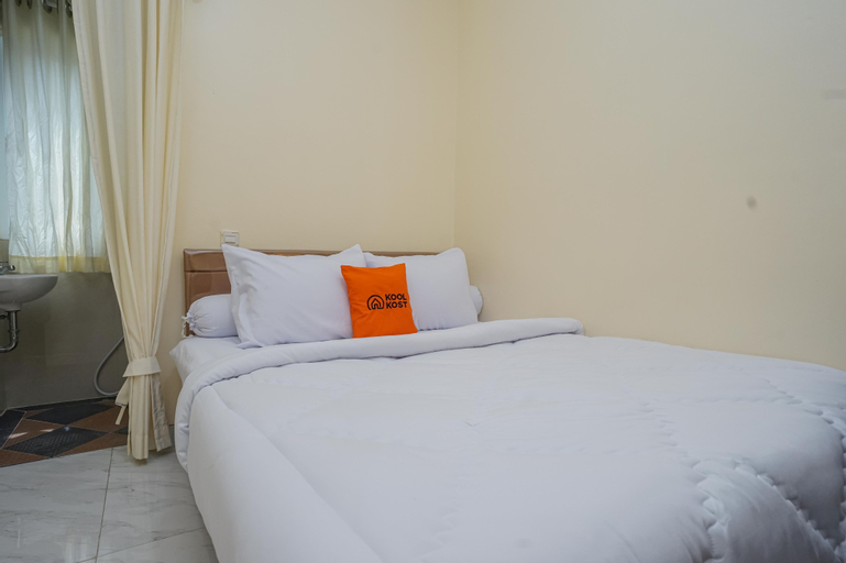 Bedroom 4, KoolKost Syariah @ Gajah Mada (Minimum Stay 6 Nights), Central Jakarta