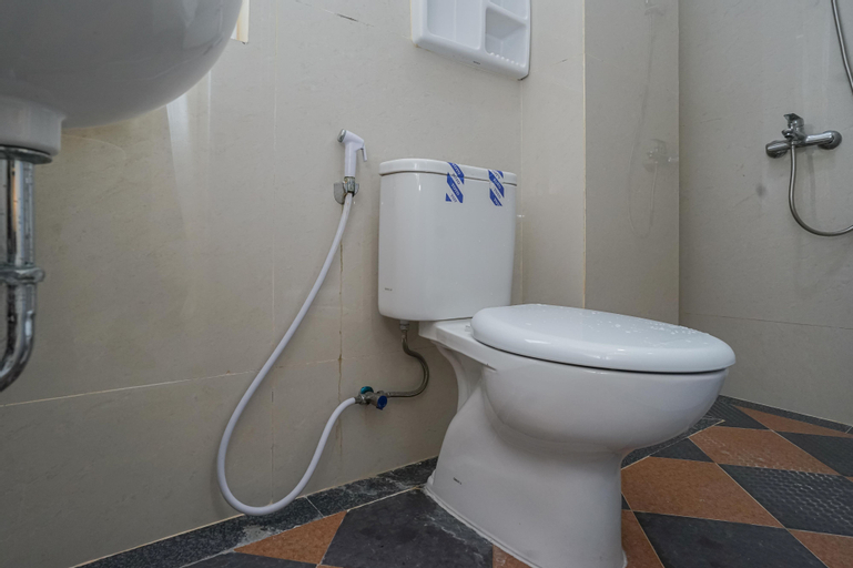 Bedroom 5, KoolKost Syariah @ Gajah Mada (Minimum Stay 6 Nights), Central Jakarta
