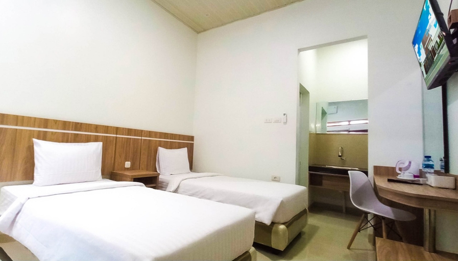 Hometown Residence Room Type - Deluxe Twin