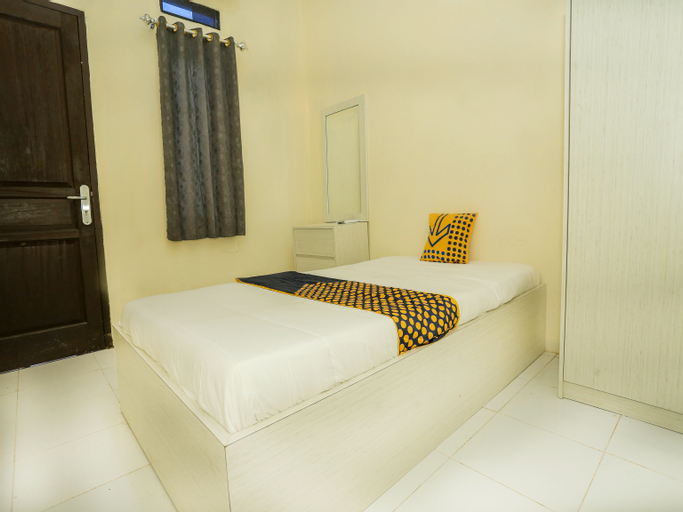 Bedroom 3, SPOT ON 91635 Wisma Terace House, West Jakarta