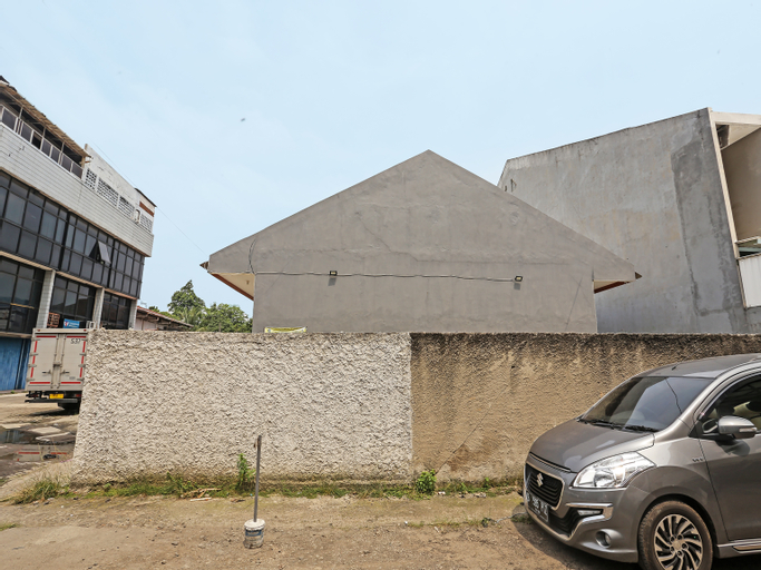 Exterior & Views 2, SPOT ON 91635 Wisma Terace House, West Jakarta