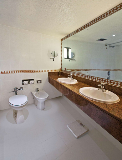 Bathroom 5, Hilton Nairobi, Starehe