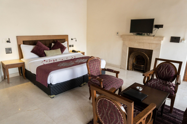 Bedroom 3, Hotel Green Castle (Heritage Hotel), Delhi