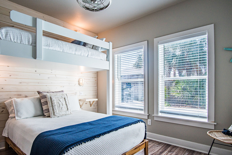 Bedroom 3, Gone Coastal Private Breezeway Family Friendly, Nueces