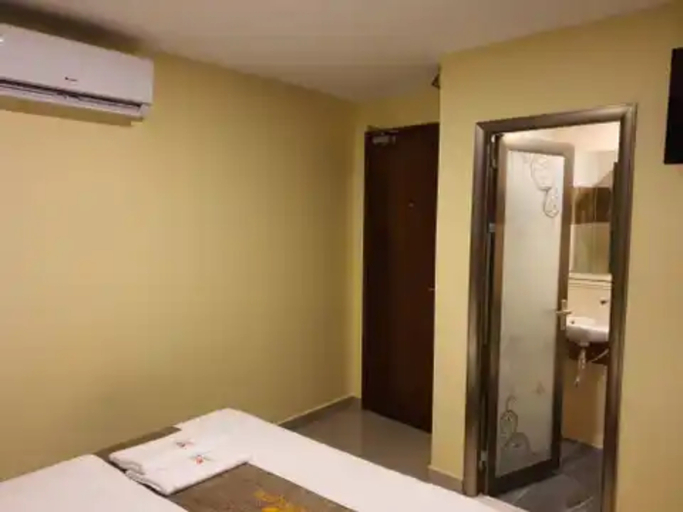 Bedroom 2, Enrich Hotel Setia Alam, Shah Alam