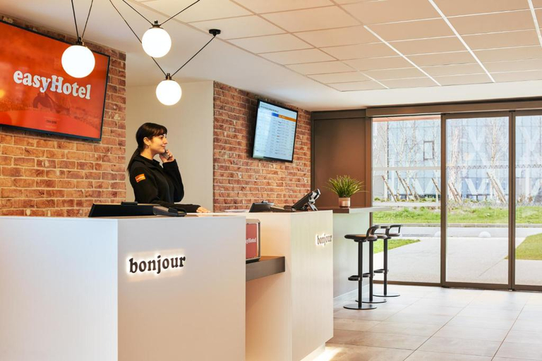 Public Area 2, easyHotel Paris Charles de Gaulle, Seine-Saint-Denis
