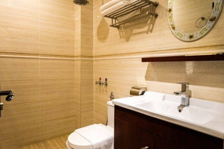 Bathroom 5, Suwara Hotel, Kuala Lumpur