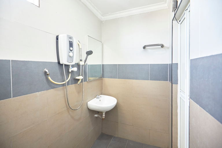 Bathroom 4, Hotel Pritty, Kuala Lumpur