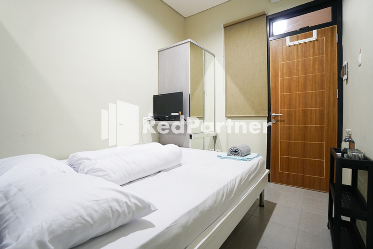 Bedroom 3, Tomang Gelong Guest House Syariah Mitra RedDoorz, Jakarta Barat