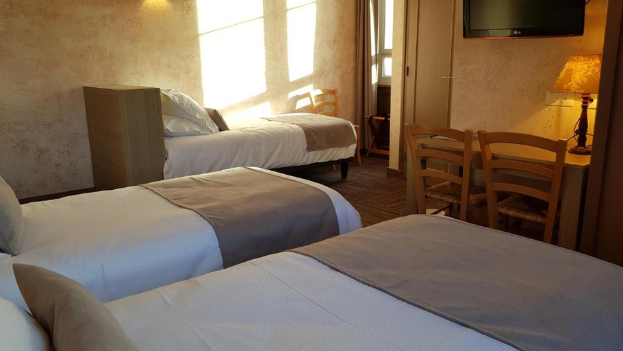 Bedroom 2, Hostellerie d'Heloise, Saône-et-Loire