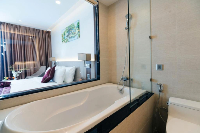 LeMore Hotel Nha Trang - Tap to explore photos