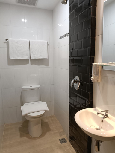 Bedroom 5, Odua Golden Mansyur Medan, Medan