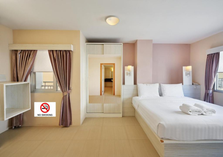 Bedroom 5, Prom Thailand Cultural Centre Hotel, Huai Kwang