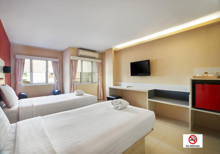Bedroom 4, Prom Thailand Cultural Centre Hotel, Huai Kwang