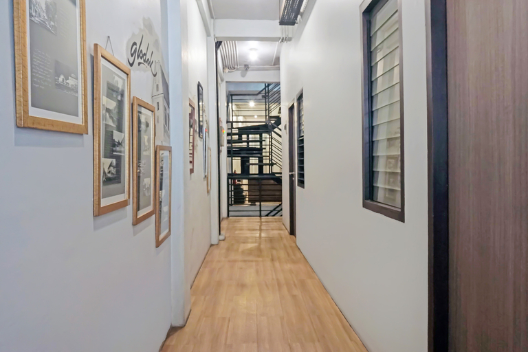 Public Area 2, OYO 91821 The Packer Lodge Jakarta, West Jakarta