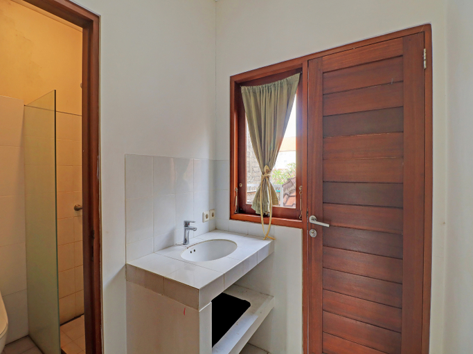 Bathroom 4, Rumahku Bali Executive, Badung