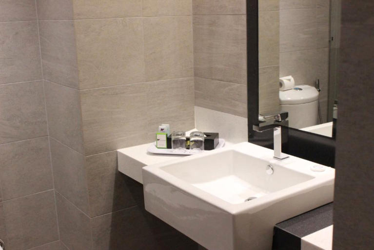 Bathroom 3