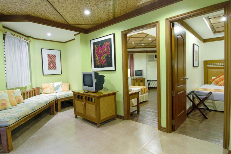 Bedroom 2, Boracay Tropics Resort Hotel, Malay