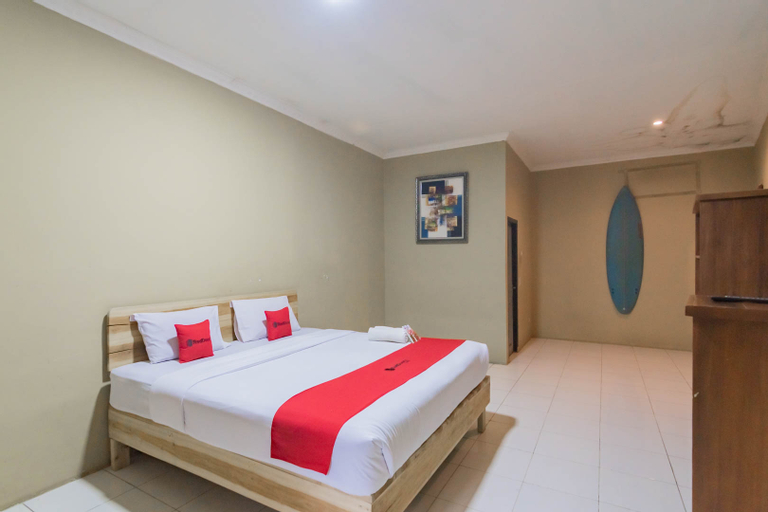 Bedroom 3, RedDoorz @ Bettah Coba Homestay Pelabuhan Ratu, Sukabumi