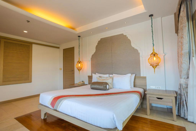 Bedroom 8
