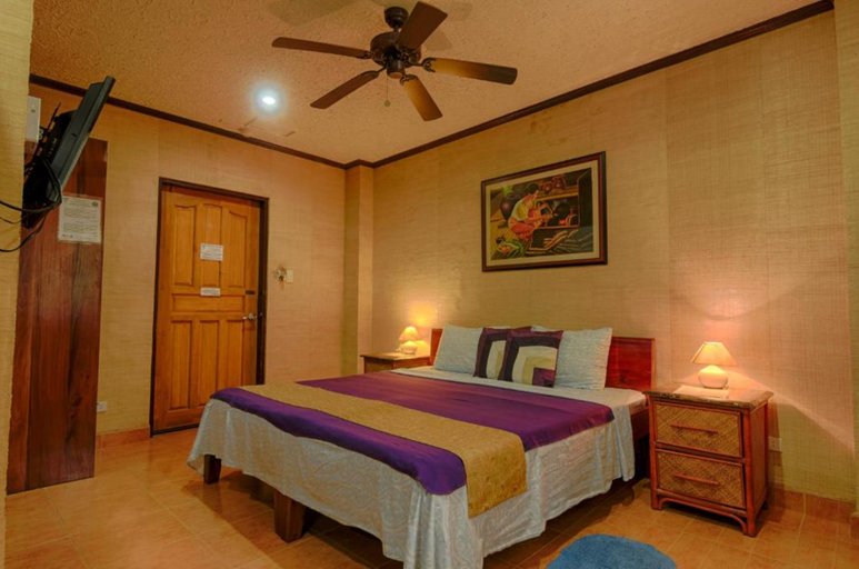 Bedroom 3, Hayahay Resort & Restaurant, Panglao