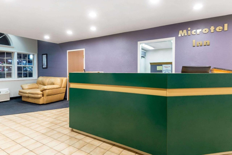 Public Area 2, Baymont by Wyndham Henrietta/Rochester, Monroe