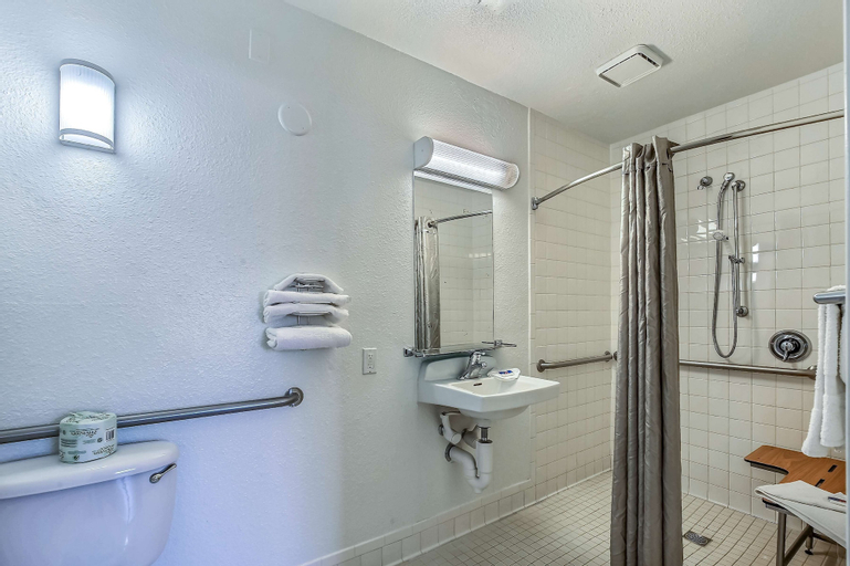 Bathroom 5