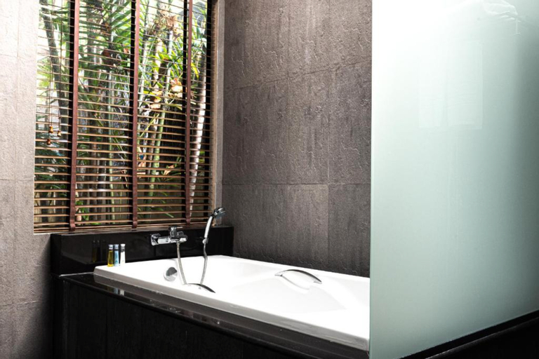 Bathroom 5