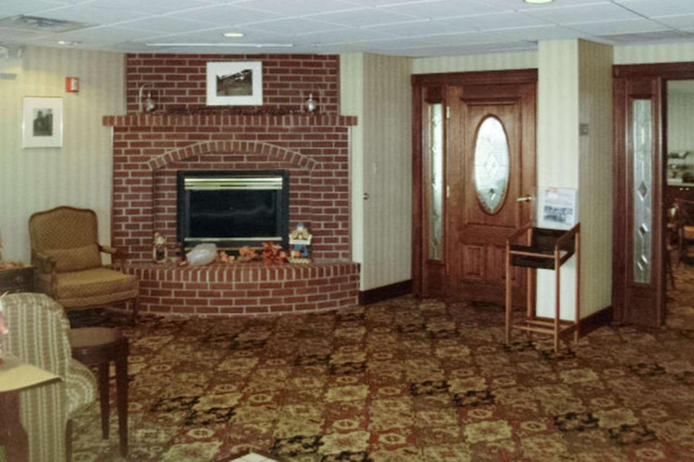 Public Area 2, Days Inn by Wyndham Grayson, Carter