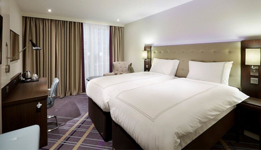 Premier Inn Berlin City Centre Room Type - Twin Room