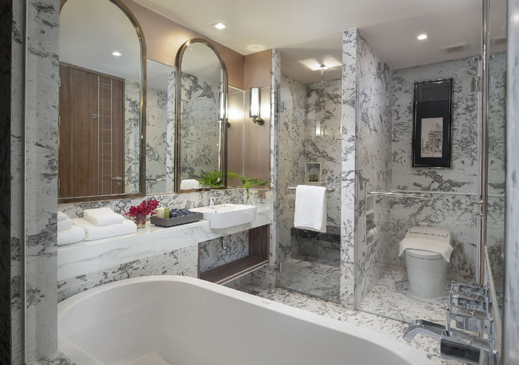 Bathroom 4