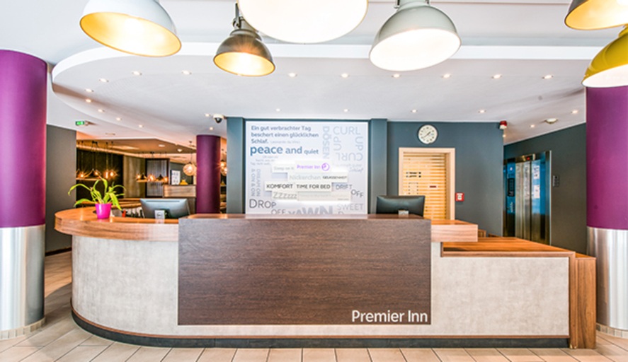 Premier Inn Berlin City Centre - Tap to explore photos