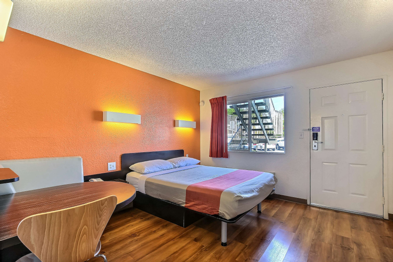 Bedroom 11