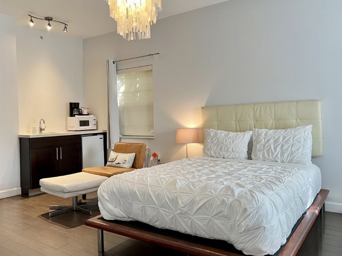 Bedroom 3, The New Hotel, Miami-Dade
