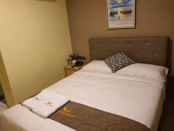Enrich Hotel Shah Alam Room Type - Standard Queen Room