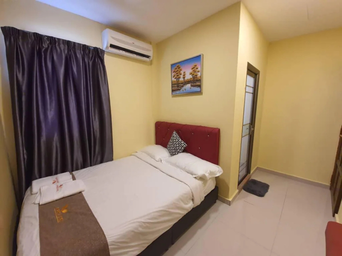 Enrich Hotel Shah Alam Room Type - Deluxe Queen Room