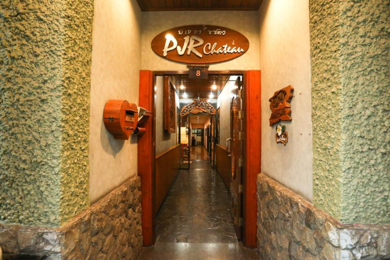 Public Area 3, PJR Chateau, Khan Na Yao