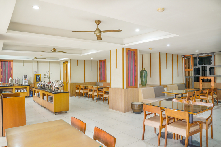 Food & Drinks 2, Hotel Alia Matraman Jakarta, East Jakarta