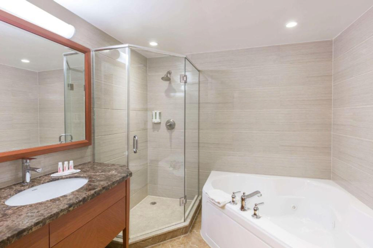 Bathroom 4
