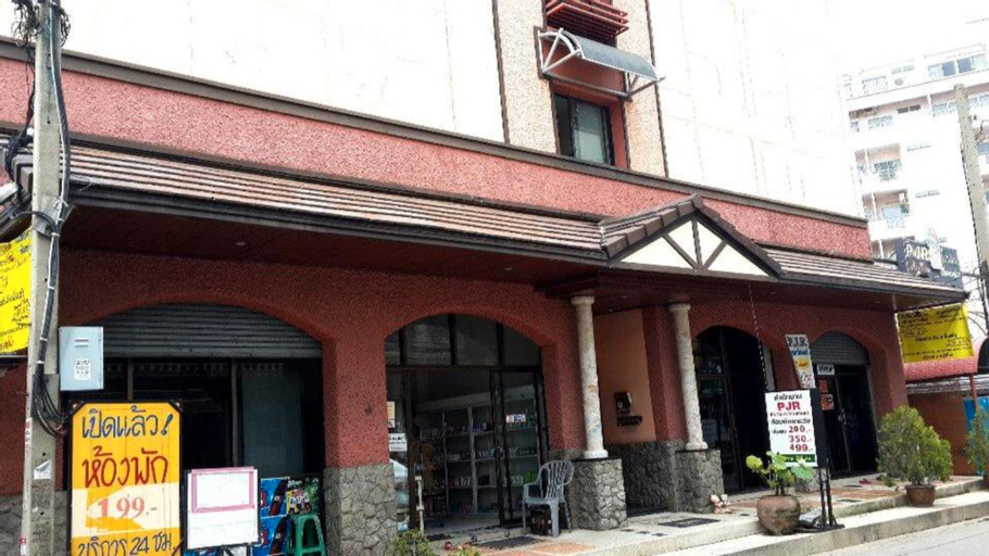 Exterior & Views 2, PJR Chateau, Khan Na Yao