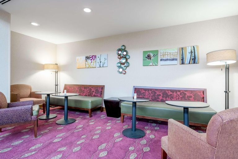Public Area 2, Hampton Inn Frostburg, Allegany