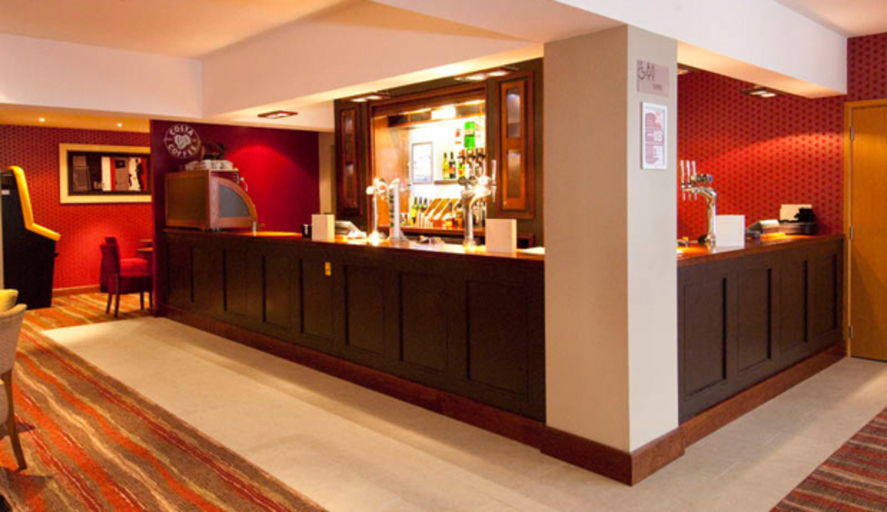 Public Area 3, Premier Inn Cardiff Cc Queen Street, Cardiff