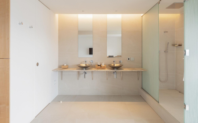 Bathroom 5, WE Hotel Toya - Dusit Collection, Tōyako
