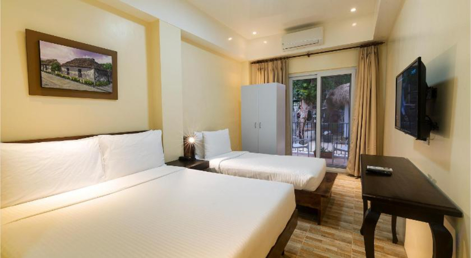 Bedroom 5, Bernardos Lantia Hotel, Basco