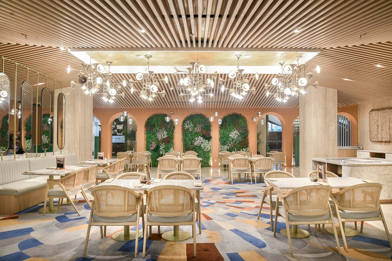 ARTOTEL Suites Bianti Yogyakarta - Food & Drinks