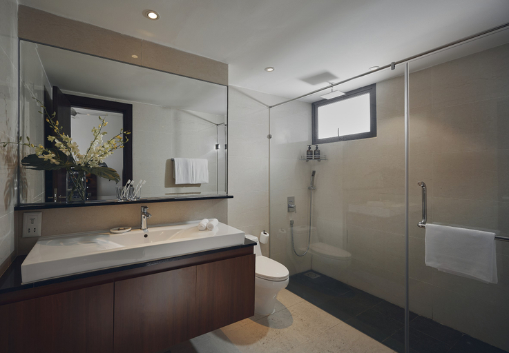 Bathroom 29